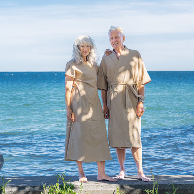 Kimono i hør og bomuld - sandfarvet